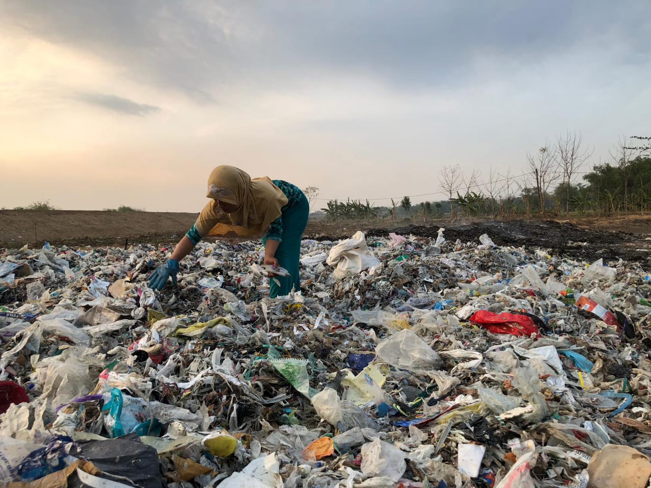 faktor penyebab banyaknya sampah plastik
