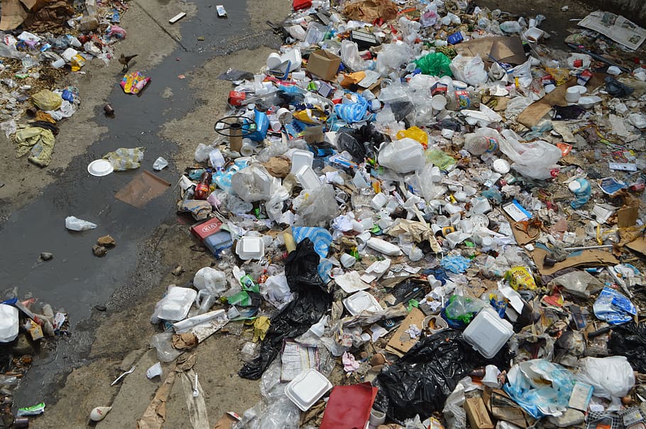 Plastik Jadi Sumber Penyakit