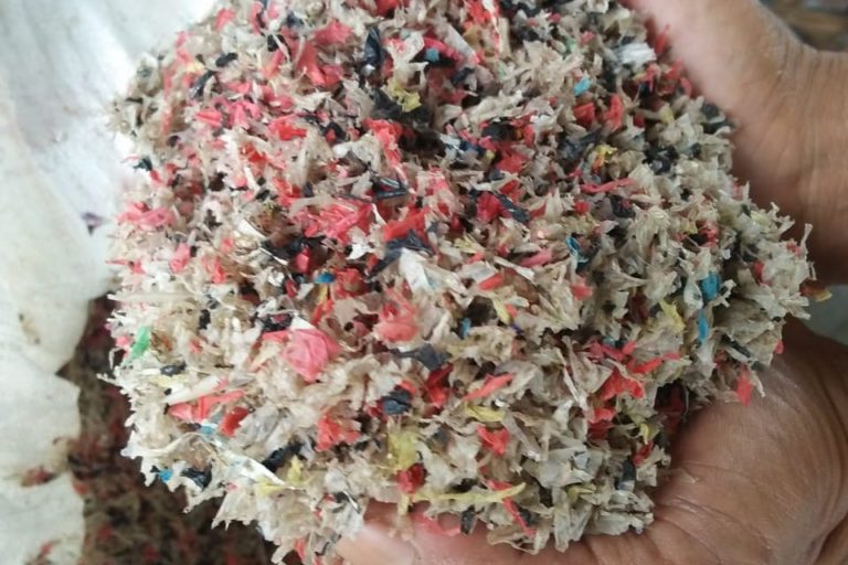 cara kerja mesin pencacah plastik