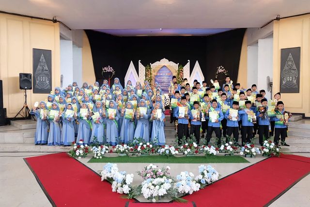 SD IT Jogja dengan sistem bilingual