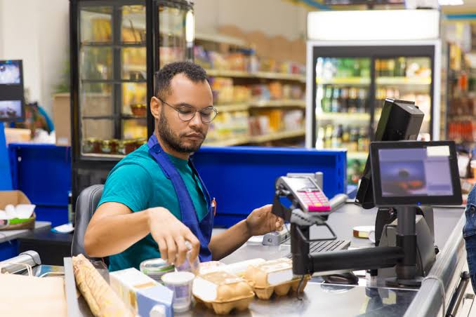 Cara memilih sistem kasir yang sesuai dengan kebutuhan bisnis